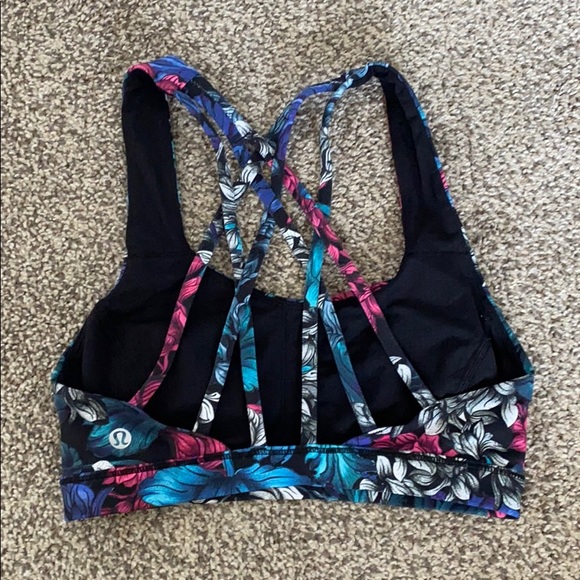 Lululemon Sports Bra Size 2 - Picture 2 of 3